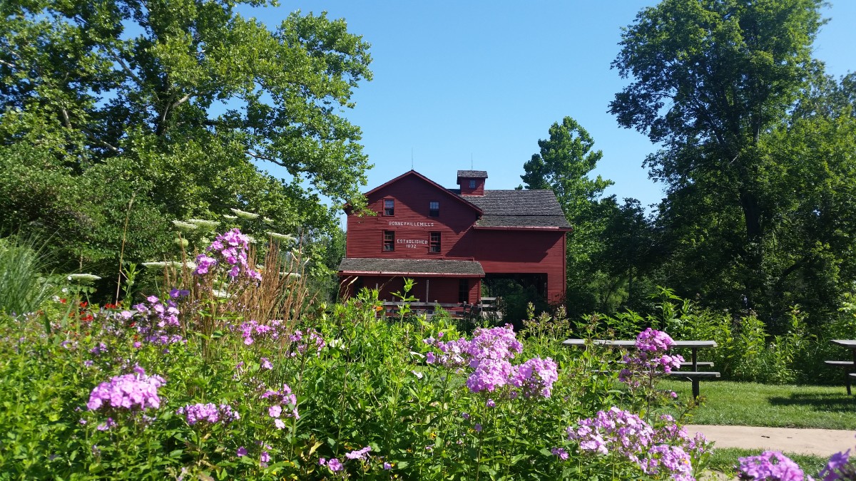 Driving the Heritage Trail in Indiana's Amish Country