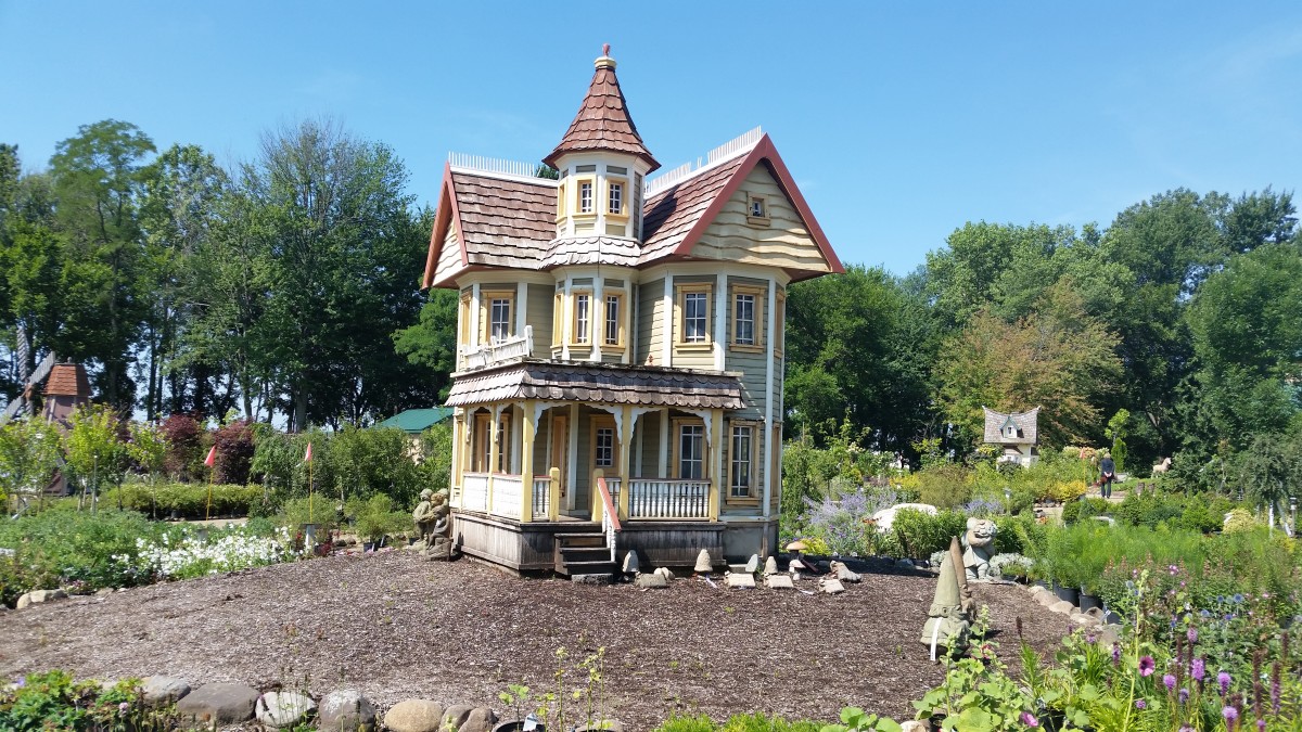 Linton's Enchanted Gardens - House