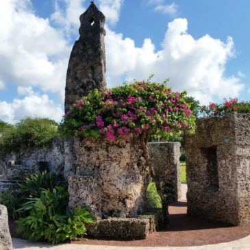 Coral Castle: Romantic Gesture or Deranged Obsession?