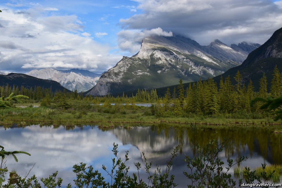 Vermilion Lakes Drive Banff (1)