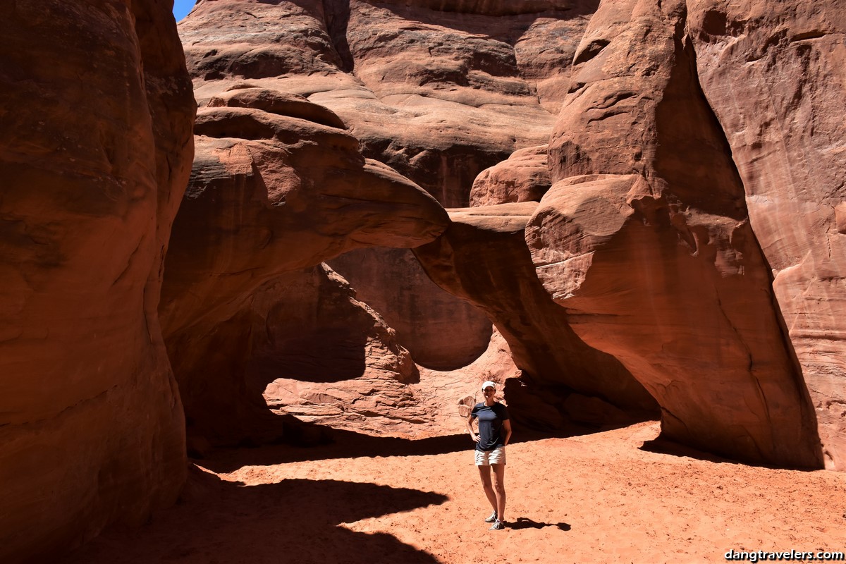 Sand Dune Arch Trail