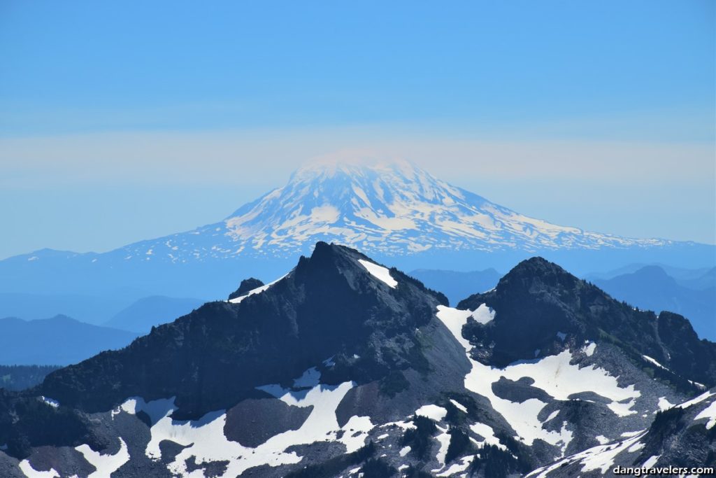 The top of Mt Rainier