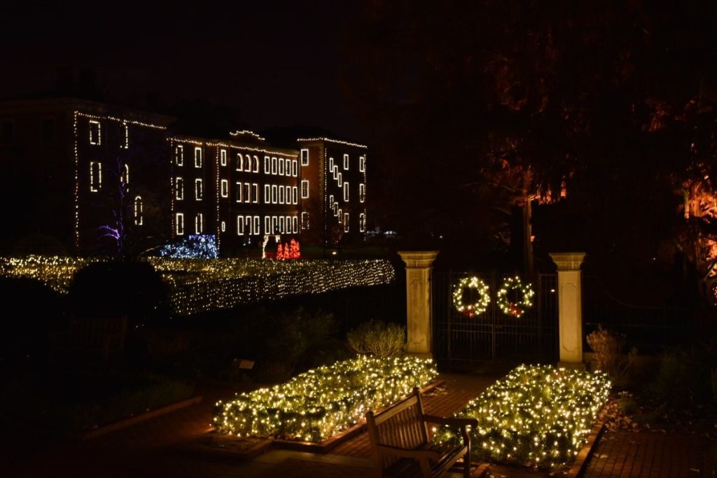 Christmas in St. Louis at Garden Glow 2021