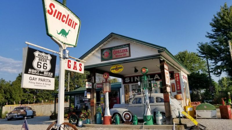 Utterly awesome to notable historic to wacky weird to lip-smacking delicious, here are our recommendations for the must see Route 66 attractions.