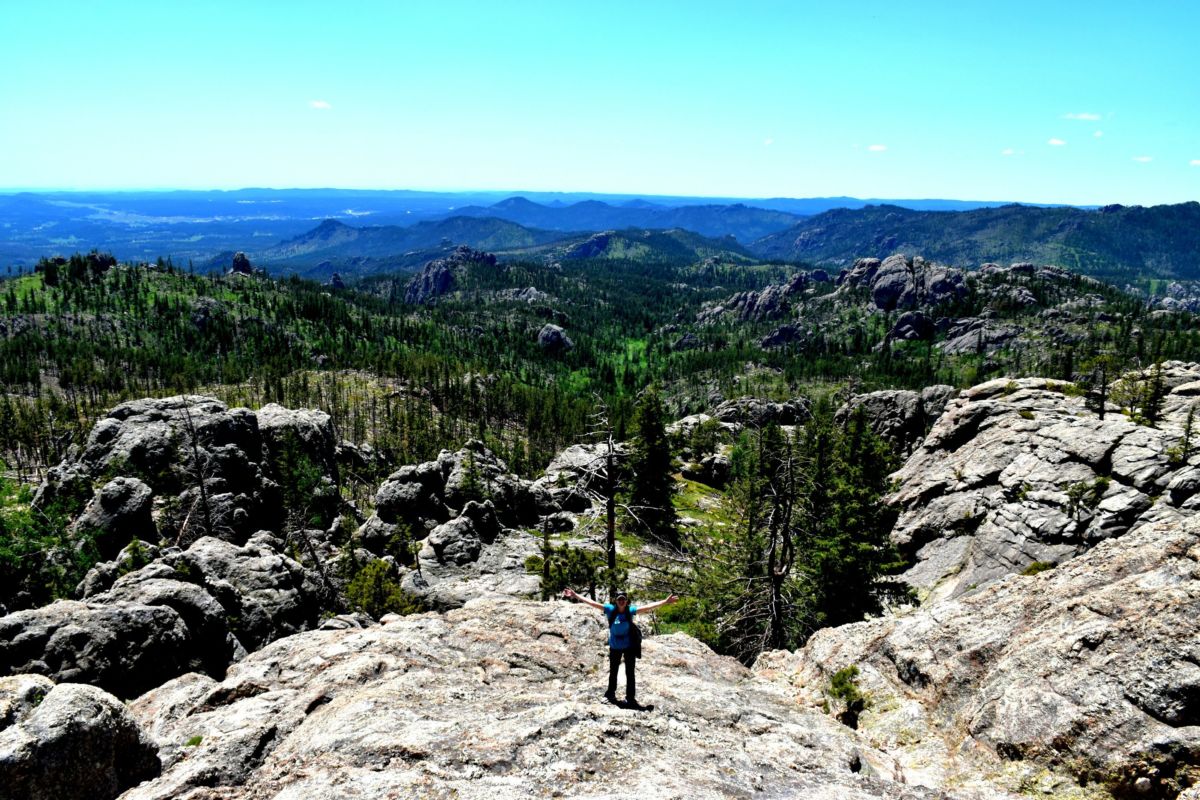 A fun-filled seven day Black Hills road trip itinerary that will take you through unforgettable scenery and exhilarating outdoor adventures in South Dakota.
