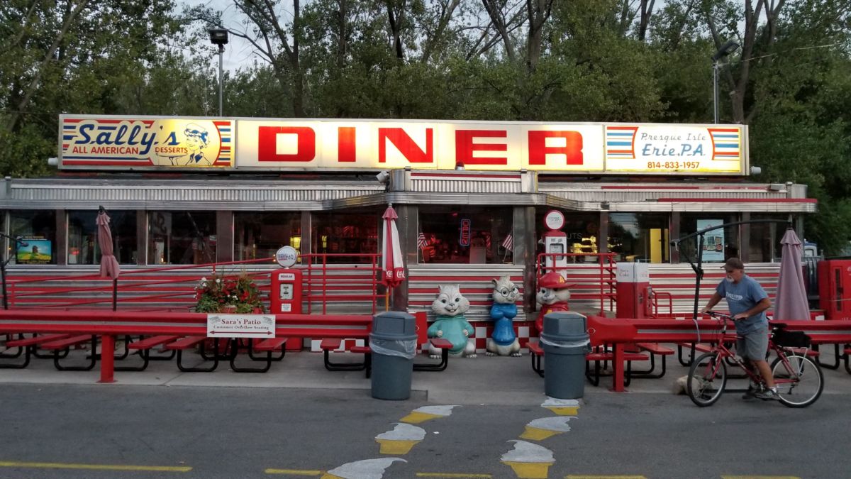 Things to do at Lake Erie, Eat at Sally's Diner. 