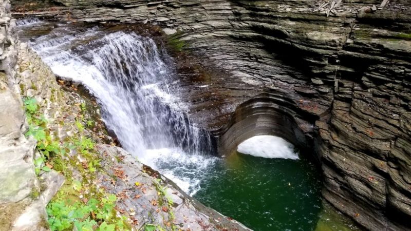 Plan a perfect 3 day getaway to Upstate New York. This itinerary for the Finger Lakes region has the best things to see and do.