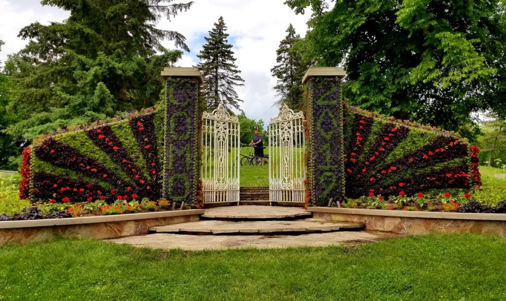 Explore Como Park on your visit to St. Paul, Minnesota, home to the zoo, conservatory, gardens, a lake and public pool.