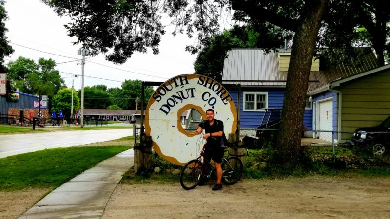 Where to Eat in Clear Lake, Iowa: South Shore Donut Company for gourment donuts and more.