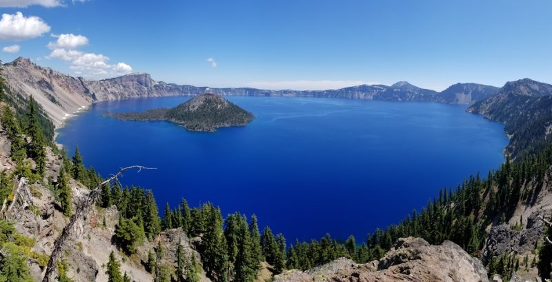 Discovery Trail is an easy 2.2 mile hike in Crater Lake National Park with gorgeous views of the lake.