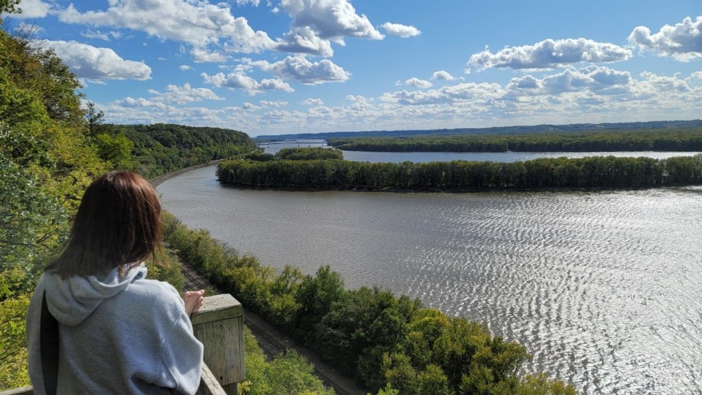 Looking over the Mississippi River at the Mississippi Palisades State Park on the Great River Road.