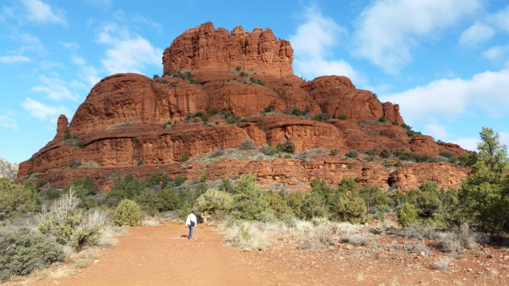 One of our favorite Sedona hiking trails is combining the Courthouse Butte and Bell Rock Loop Trail to see unique rock formations.