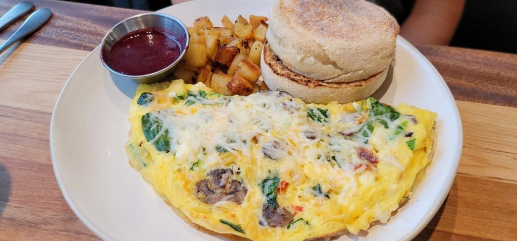 Veggie Omelet at HomeGrown Wichita.