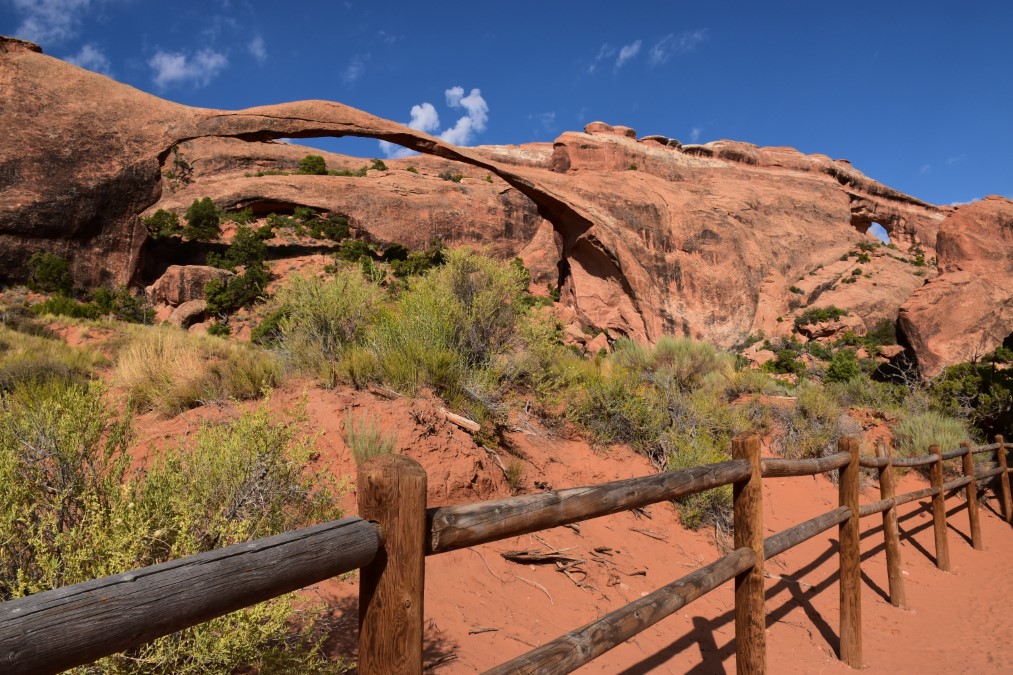 The Devils Garden Trail tops the list of things to do in Arches National Park.